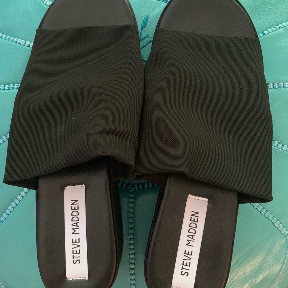 Steve Madden Stretch Slides